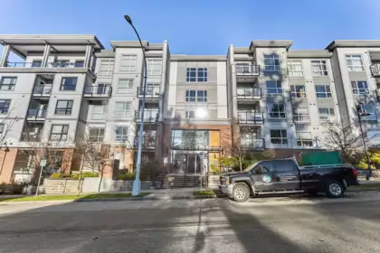 Outdoor Patio Photo of 516 13733 107a Avenue, Surrey, BC