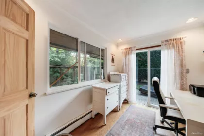 Staircase Photo of 3467 141 Street, Surrey, BC