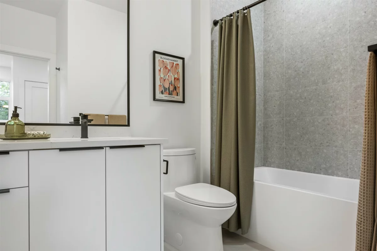 Primary Bedroom Photo of 19758 76 Avenue, Langley, BC