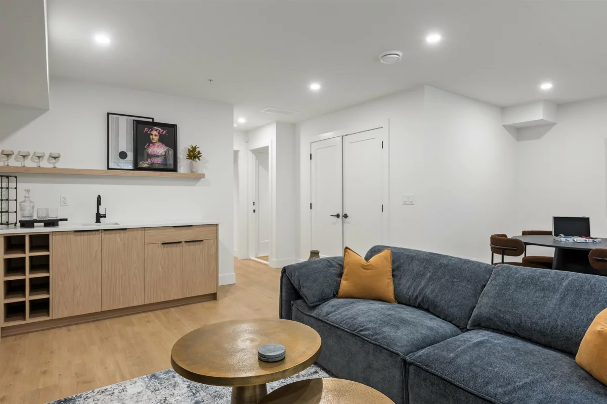 Walk-In Closet Photo of 19758 76 Avenue, Langley, BC