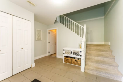 Laundry Room Photo of 33106 Best Avenue, Mission, BC