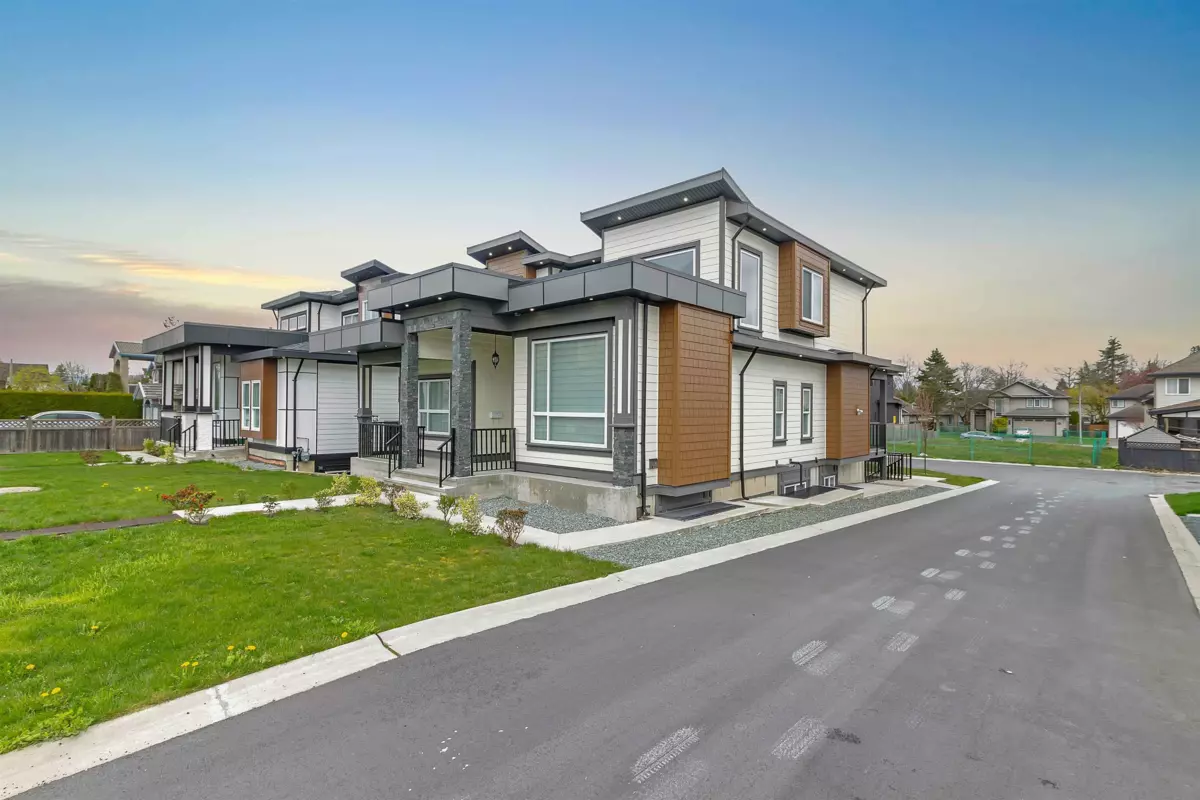 Neighborhood Park Photo Near 5942 168 Street, Surrey, BC