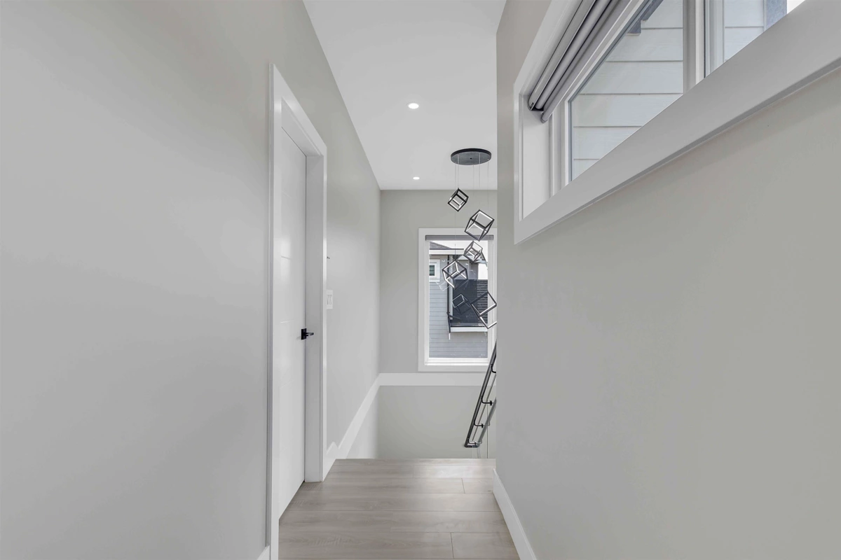 Swimming Pool Photo of 5942 168 Street, Surrey, BC