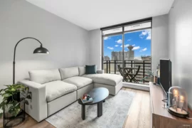 1907 788 Richards Street, Vancouver, BC