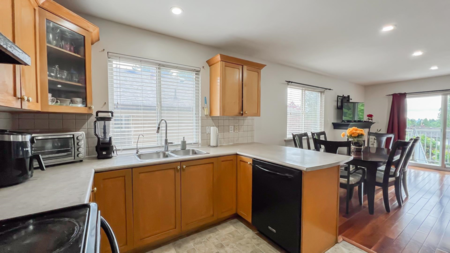 Kitchen Photo of 1553 Burrill Avenue, North Vancouver, BC