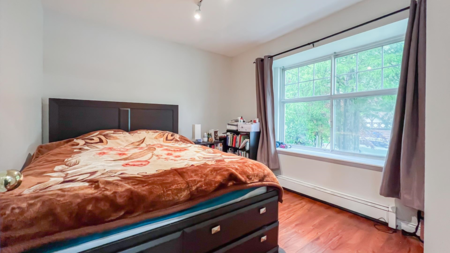 Primary Bedroom Photo of 1553 Burrill Avenue, North Vancouver, BC