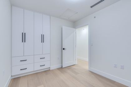 Powder Room Photo of 1 5461 Rhodes Street, Vancouver, BC