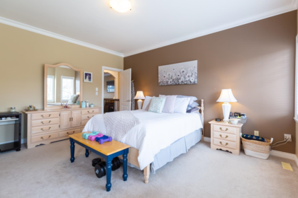 Mudroom Photo of 8609 Tupper Boulevard, Mission, BC