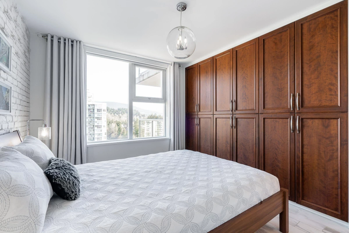 Office / Den Photo of 1806 235 Guildford Way, Port Moody, BC