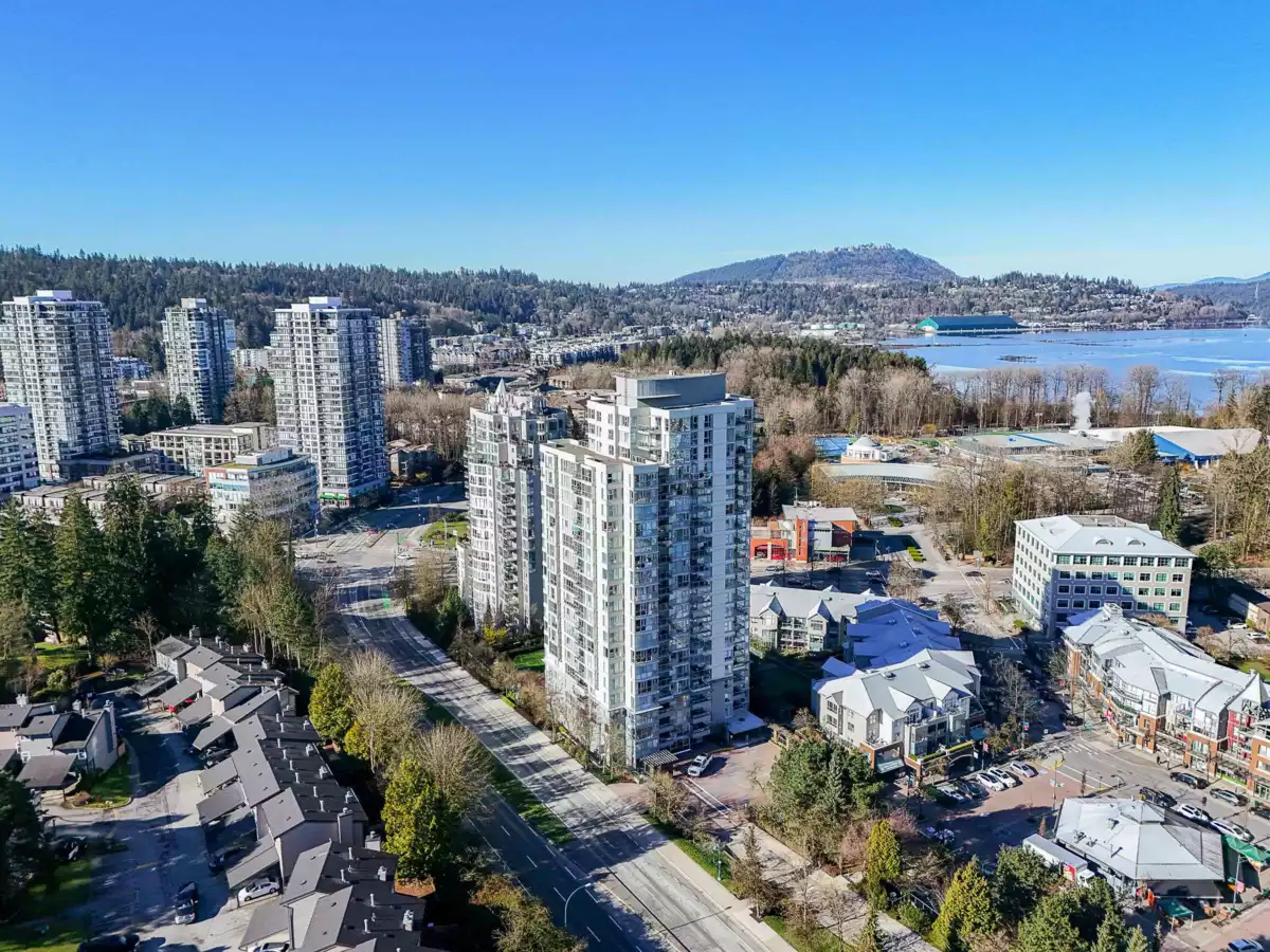Outdoor Kitchen Photo of 1806 235 Guildford Way, Port Moody, BC