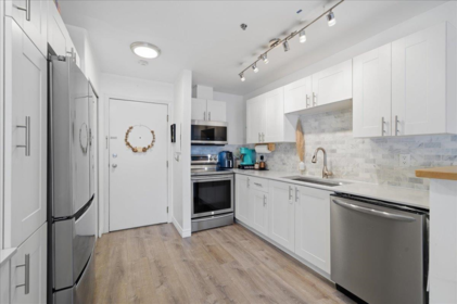 Mudroom Photo of 303 1433 E 1st Avenue, Vancouver, BC