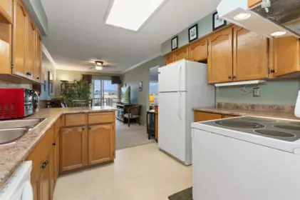 206 8725 Elm Drive, Chilliwack, BC, Chilliwack — Apartment/Condo for sale