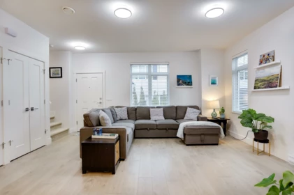 Dining Area Photo of 118 2070 Oak Meadows Drive, Surrey, BC