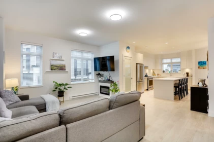 Family Room Photo of 118 2070 Oak Meadows Drive, Surrey, BC