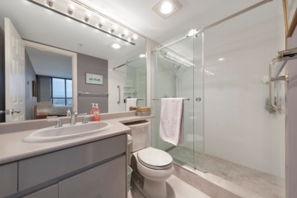 Guest Bathroom Photo of 1904 1188 Quebec Street, Vancouver, BC