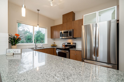 319 9655 King George Boulevard, Surrey, BC, Surrey — Apartment/Condo for sale
