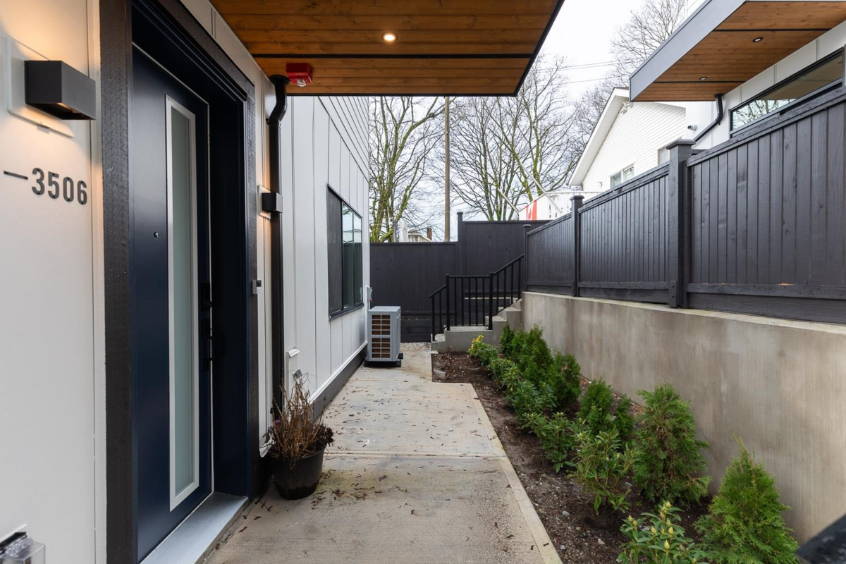 Outdoor Patio Photo of 1 3506 E Pender Street, Vancouver, BC
