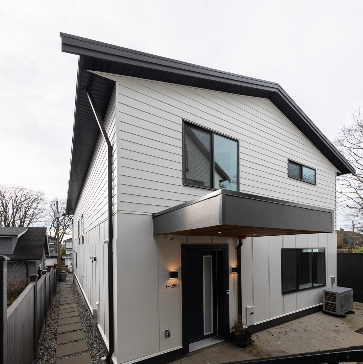 Staircase Photo of 1 3506 E Pender Street, Vancouver, BC