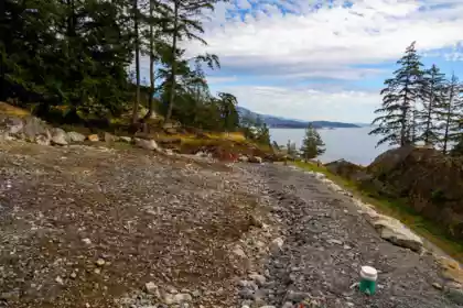 Breakfast Nook Photo of 266 Shore Lane, Bowen Island, BC