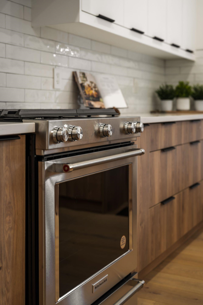 Hallway Photo of 104 941 Dansey Avenue, Coquitlam, BC
