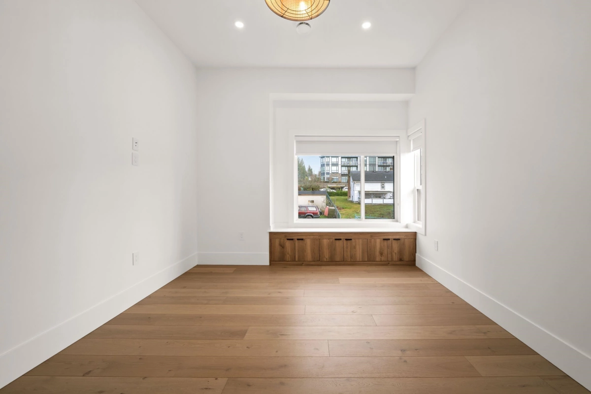 Walk-In Closet Photo of 104 941 Dansey Avenue, Coquitlam, BC