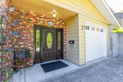 34470 Laburnum Avenue, Abbotsford, BC, Abbotsford — Single Family Residence for sale