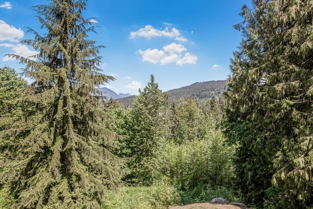 Laundry Room Photo of 31161 Silverhill Avenue, Mission, BC