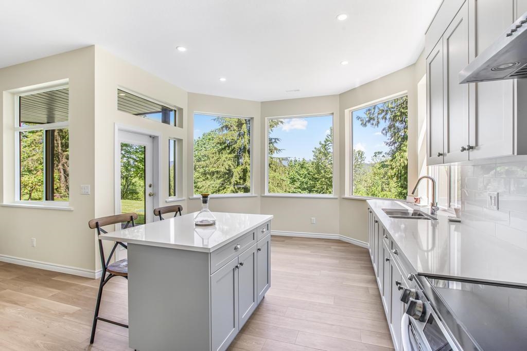 Outdoor Patio Photo of 31161 Silverhill Avenue, Mission, BC