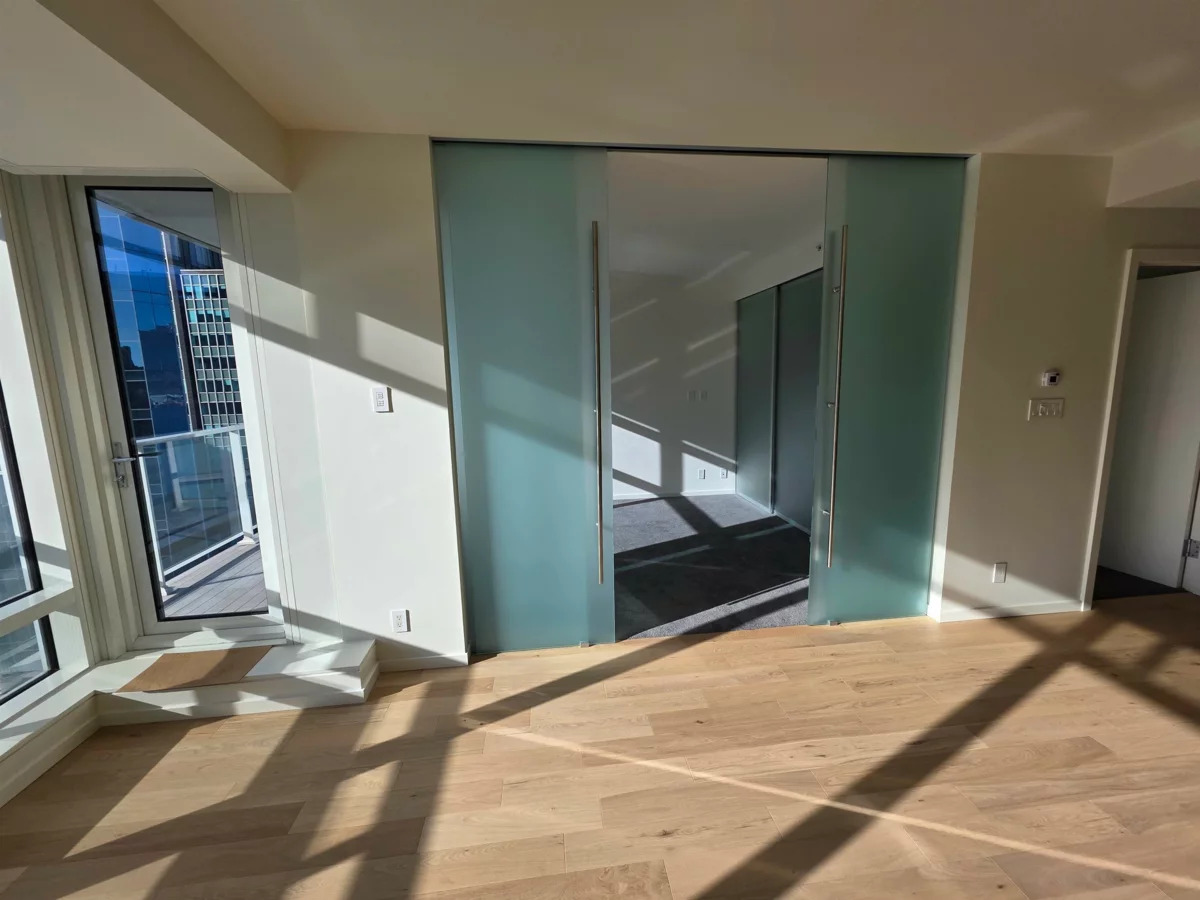 Kitchen Photo of 2706 1011 W Cordova Street, Vancouver, BC