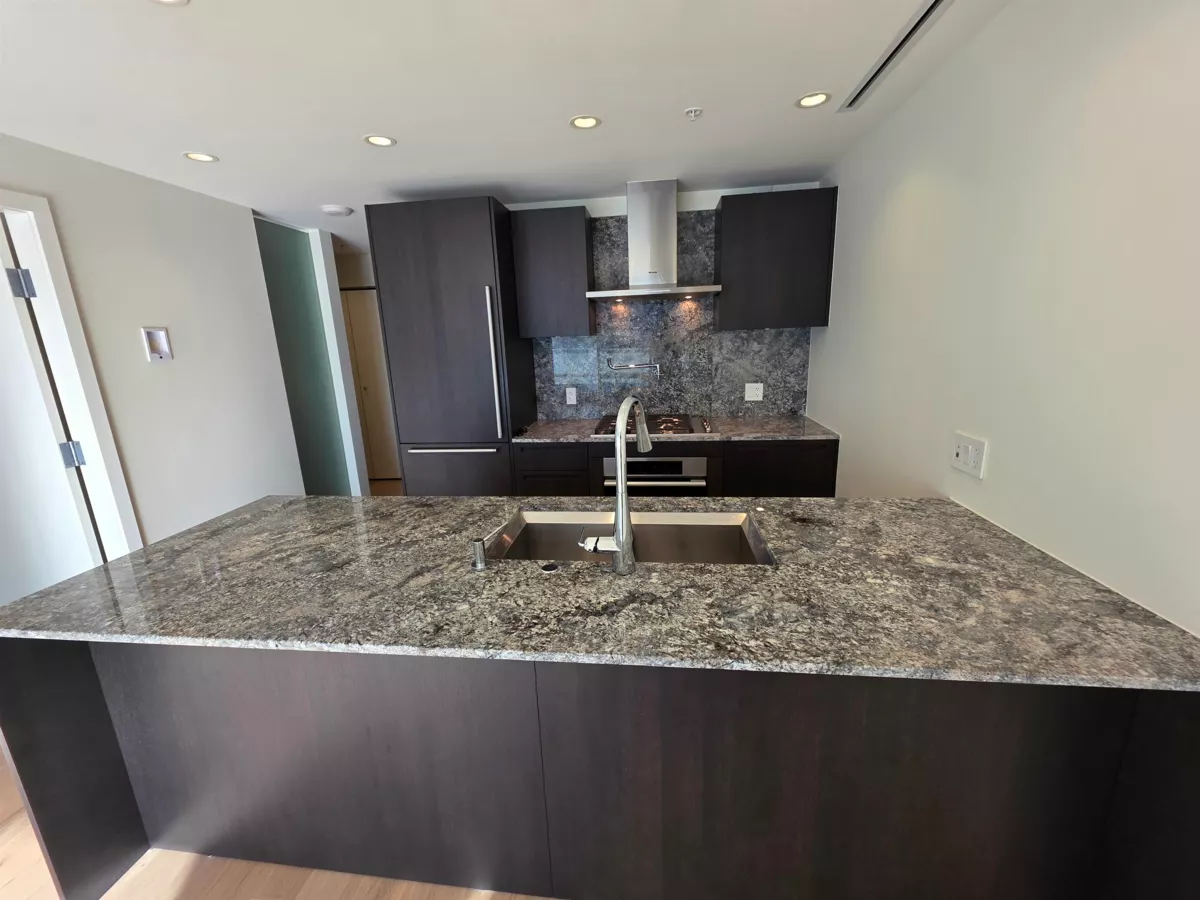 Primary Bathroom Photo of 2706 1011 W Cordova Street, Vancouver, BC