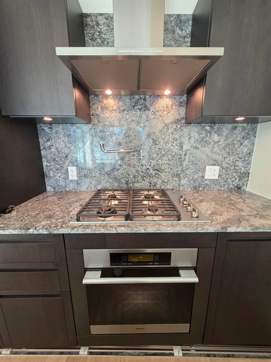 Walk-In Closet Photo of 2706 1011 W Cordova Street, Vancouver, BC