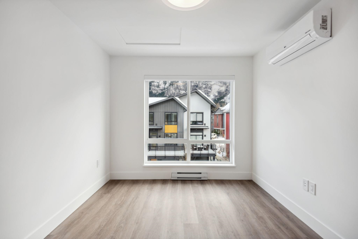 Backyard Photo of 38073 Helm Way, Squamish, BC