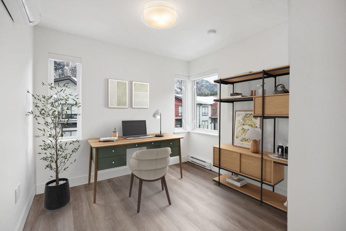Breakfast Nook Photo of 38073 Helm Way, Squamish, BC