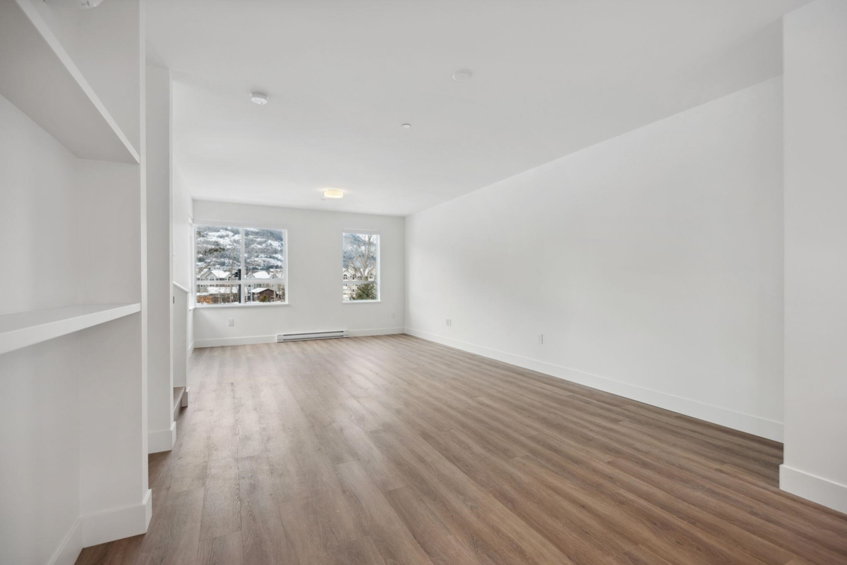 Primary Bathroom Photo of 38073 Helm Way, Squamish, BC