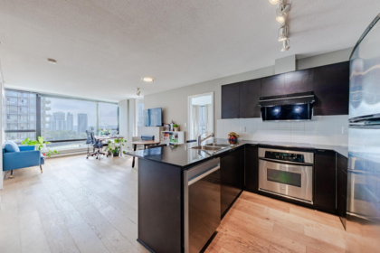 Primary Bedroom Photo of 1602 4182 Dawson Street, Burnaby, BC