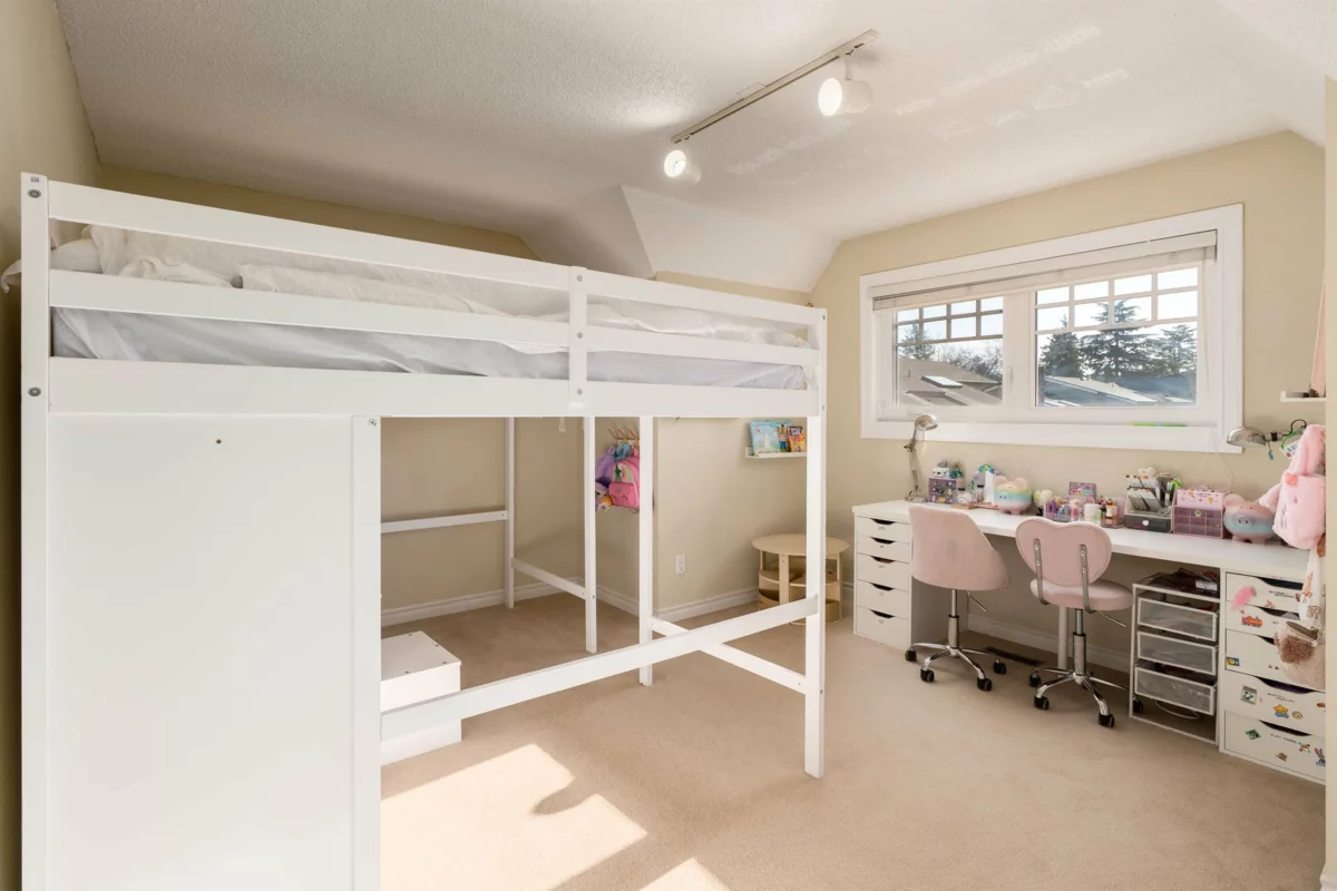 Garage Interior Photo of 6811 Juniper Drive, Richmond, BC