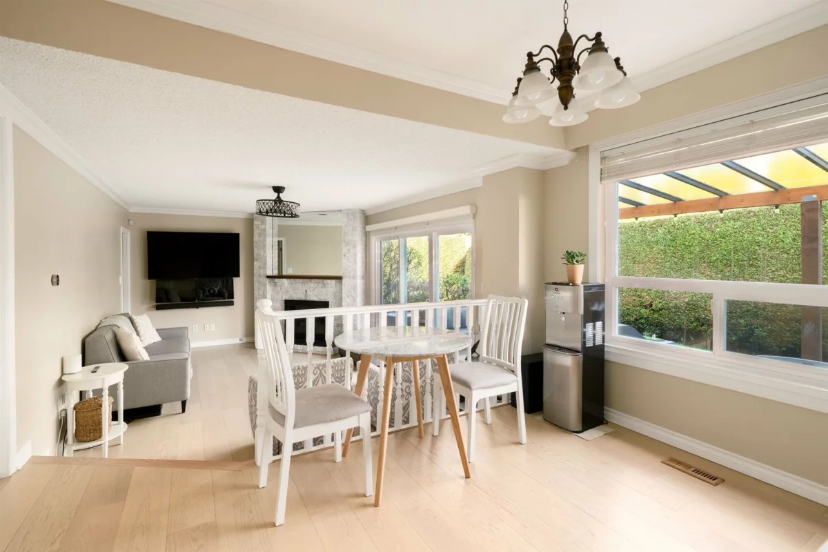 Guest Bathroom Photo of 6811 Juniper Drive, Richmond, BC