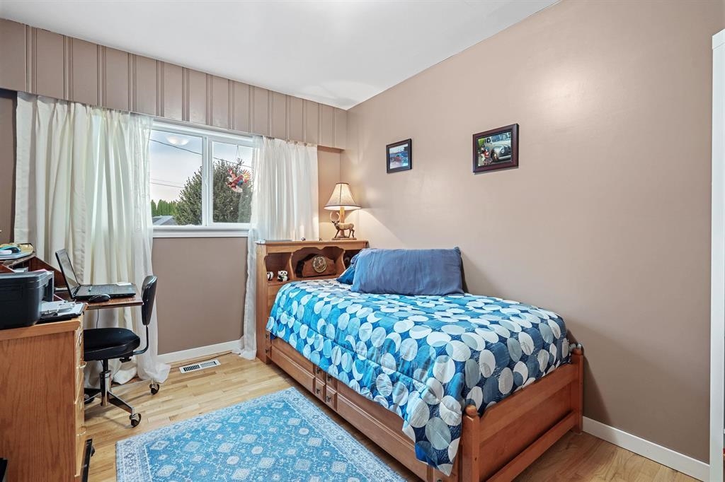 Bedroom 3 Photo of 8668 Coventry Place, Chilliwack, BC