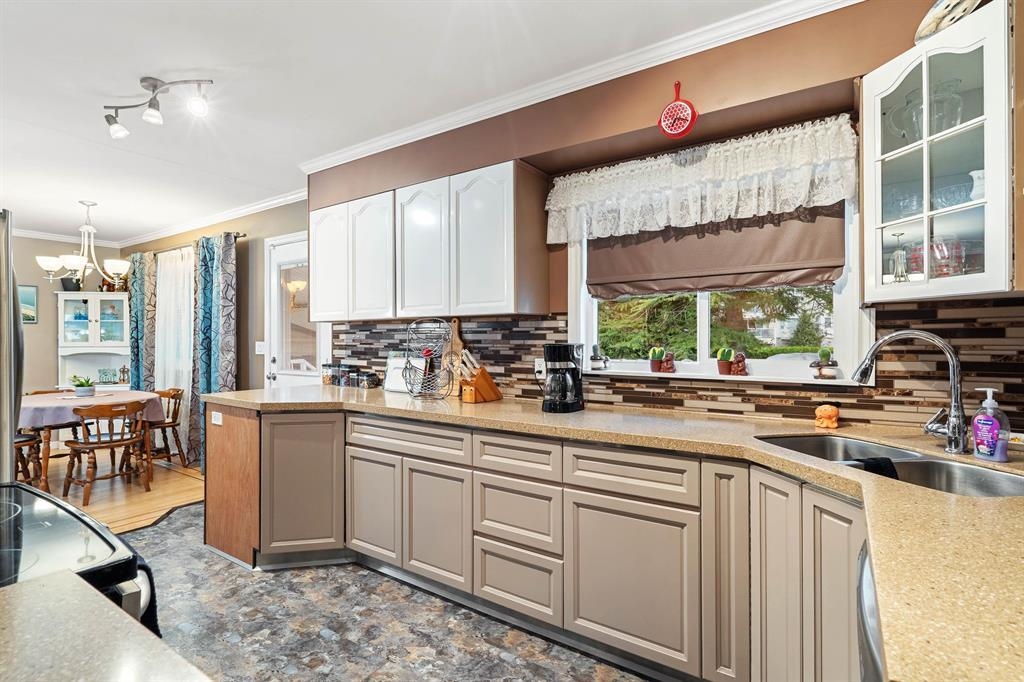 Primary Bathroom Photo of 8668 Coventry Place, Chilliwack, BC