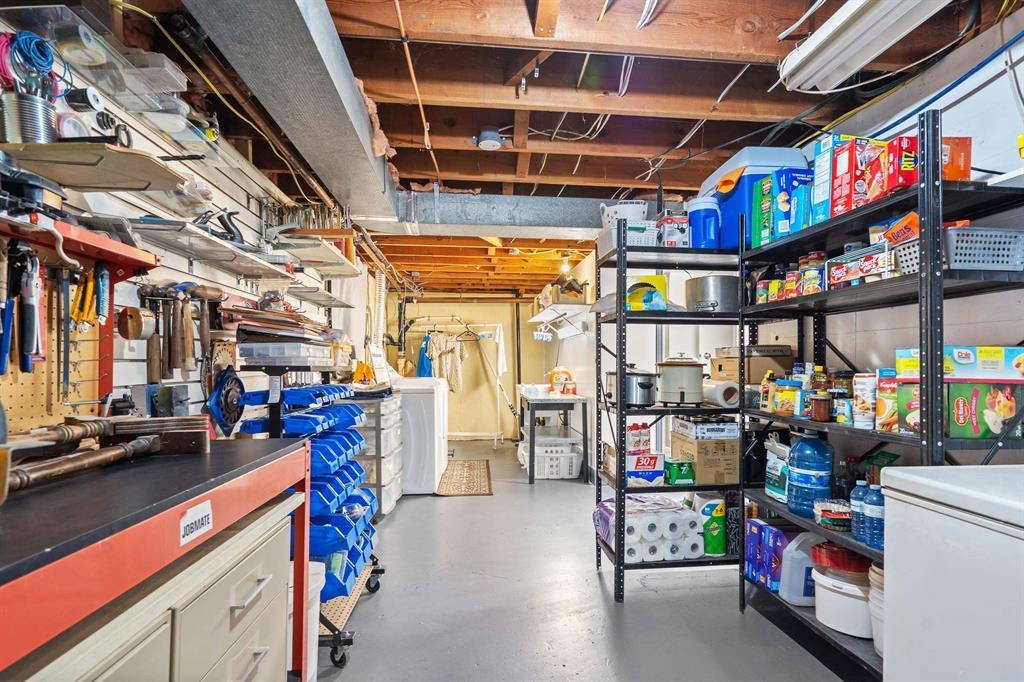 Staircase Photo of 8668 Coventry Place, Chilliwack, BC
