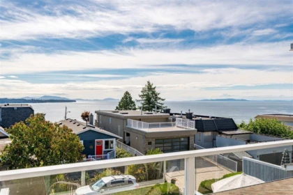 15146 Beachview Avenue, White Rock, BC, White Rock — Townhouse for sale