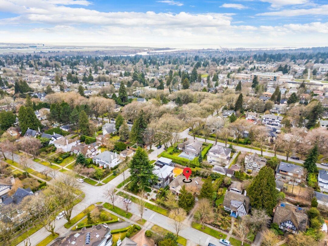 Hot Tub / Spa Photo of 6261 Adera Street, Vancouver, BC