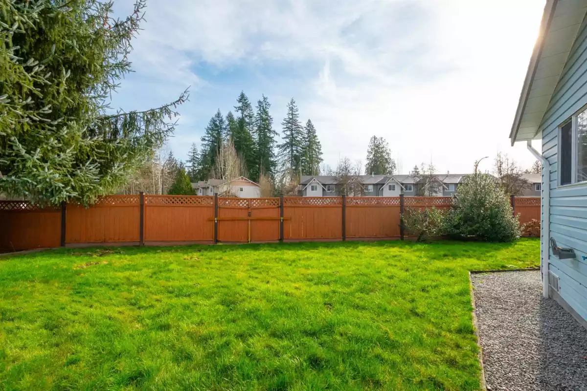 Outdoor Kitchen Photo of 23364 117b Avenue, Maple Ridge, BC