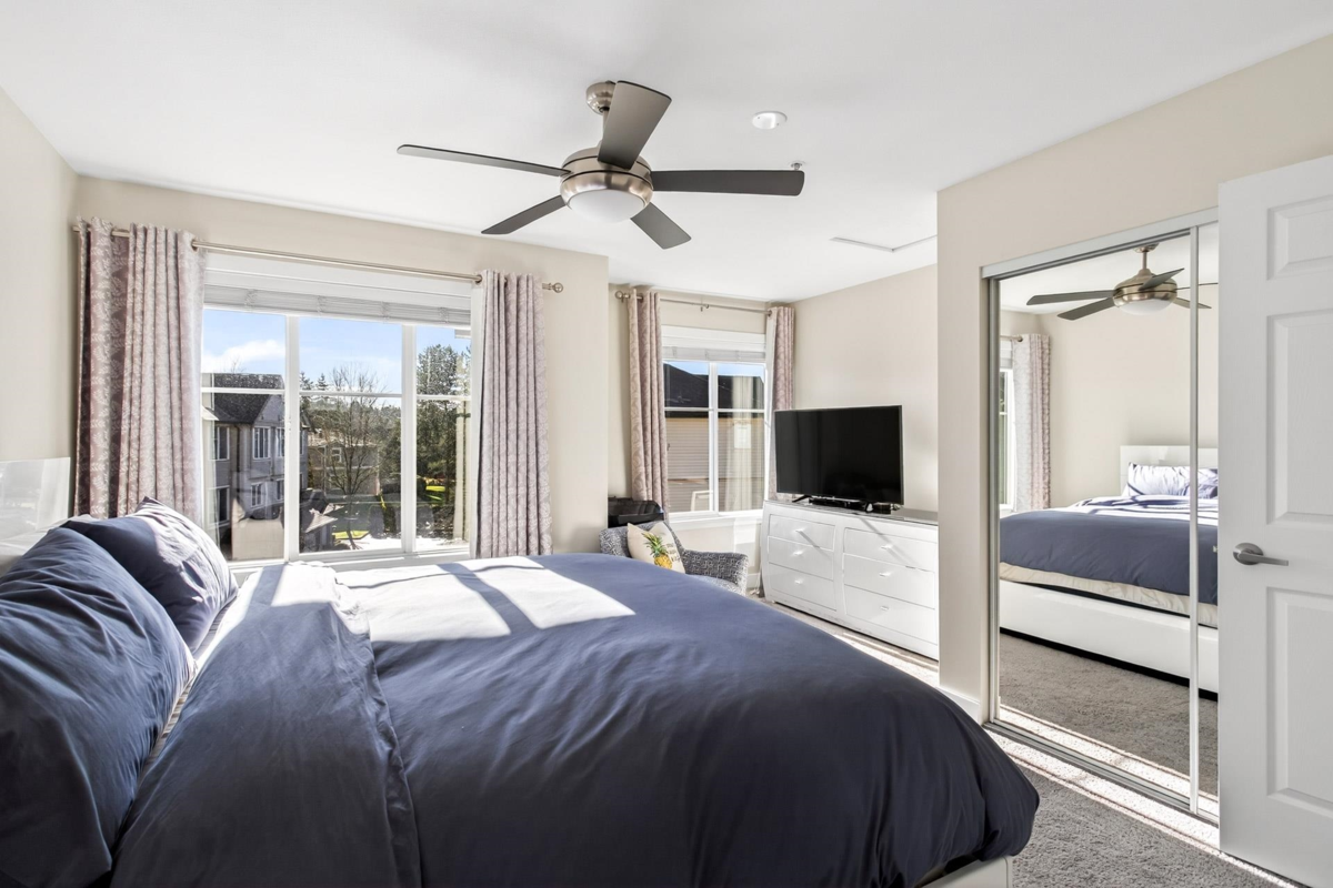 Entry Foyer Photo of 20 2488 Pitt River Road, Port Coquitlam, BC