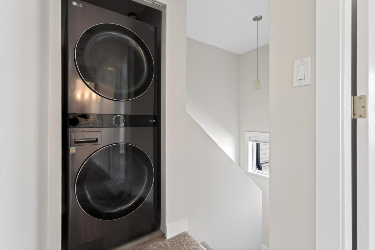 Laundry Room Photo of 20 2488 Pitt River Road, Port Coquitlam, BC