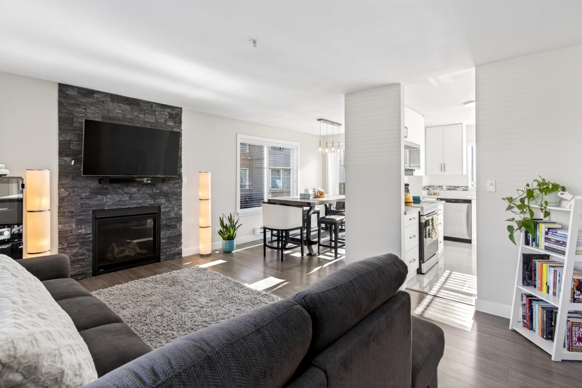 Primary Bedroom Photo of 20 2488 Pitt River Road, Port Coquitlam, BC