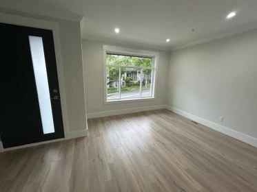 Living Room Photo of 24308 101a Avenue, Maple Ridge, BC