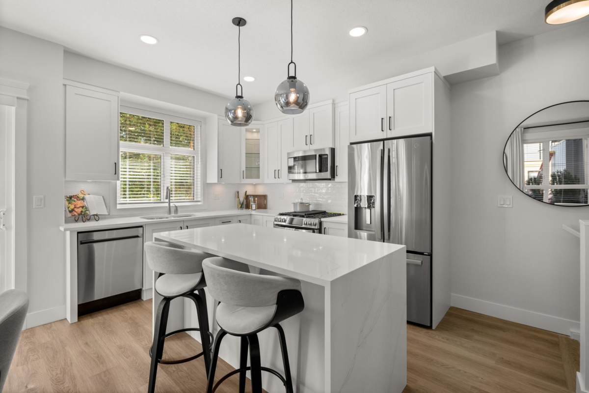 Breakfast Nook Photo of 3 20926 83 Avenue Avenue, Langley, BC