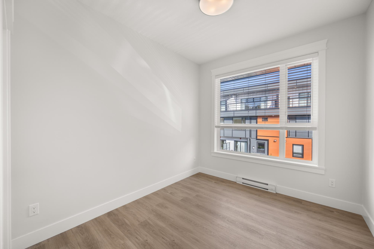 Laundry Room Photo of 3 20926 83 Avenue Avenue, Langley, BC