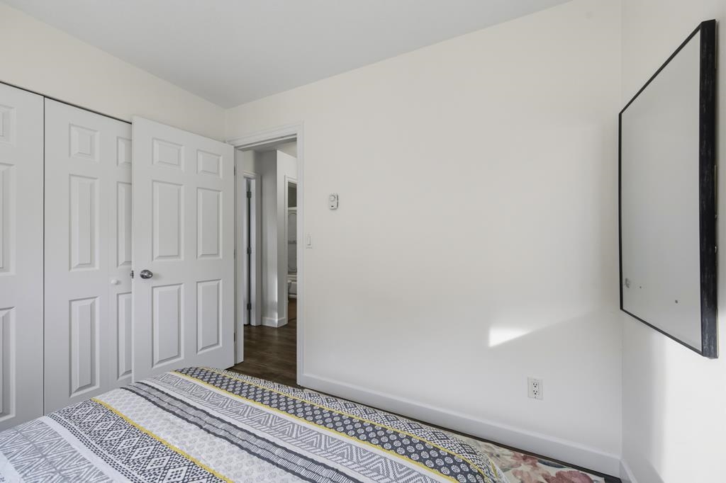 Front Yard Photo of 18 8255 120a Street, Surrey, BC